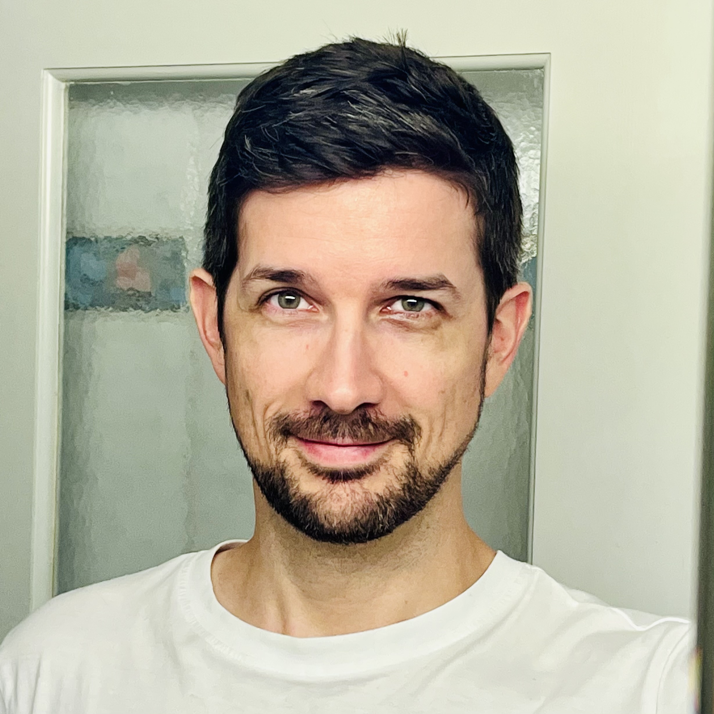 Fabrizio Marra, Gründer von investsmart365